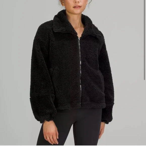 Lululemon Black Cinchable Fleece Zip-Up - Picture 1 of 4